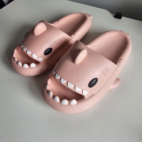 SOLD - Picture 6 of 11